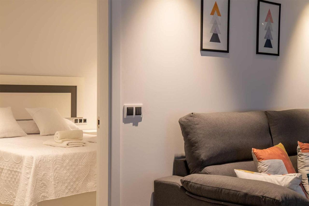Apartamentos Vacacional En Plaza De Espana ネルハ エクステリア 写真