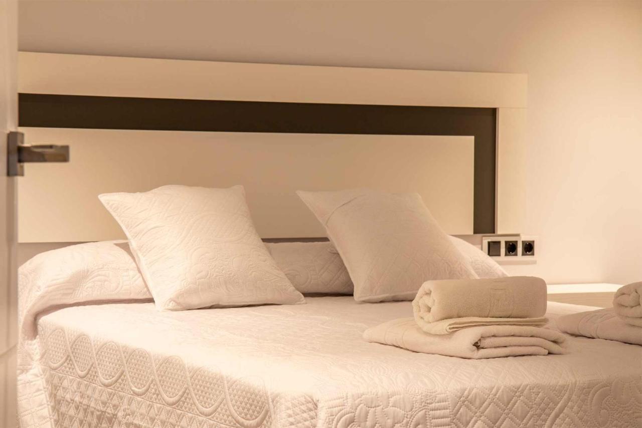 Apartamentos Vacacional En Plaza De Espana ネルハ エクステリア 写真