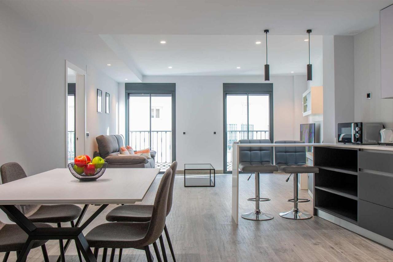 Apartamentos Vacacional En Plaza De Espana ネルハ エクステリア 写真